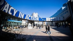 European Parliament defends EU media rules against US pressure 